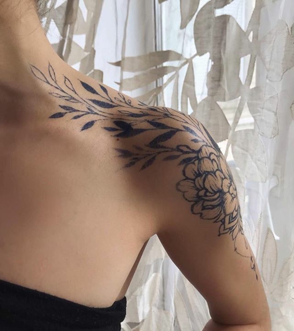 tatouage éphémère au jagua épaule femme