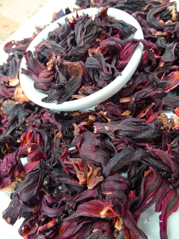thé d’ hibiscus feuilles séchées