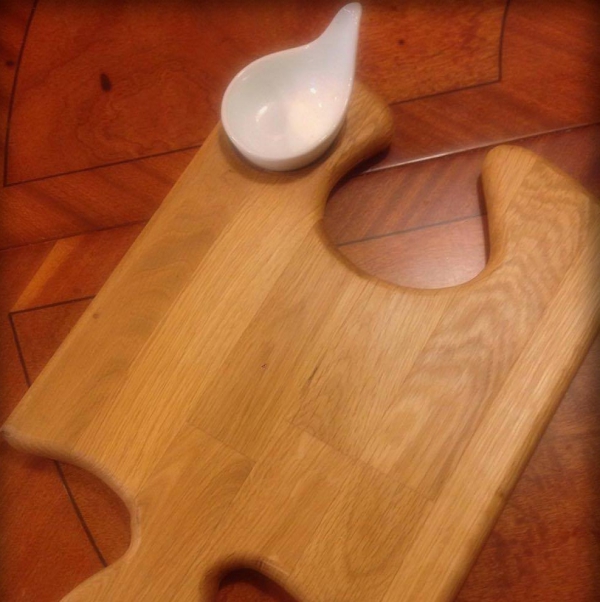 planche à découper cuisine en bois en forme de puzzle