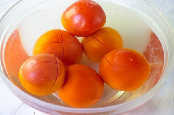 recette gaspacho éplucher les tomates