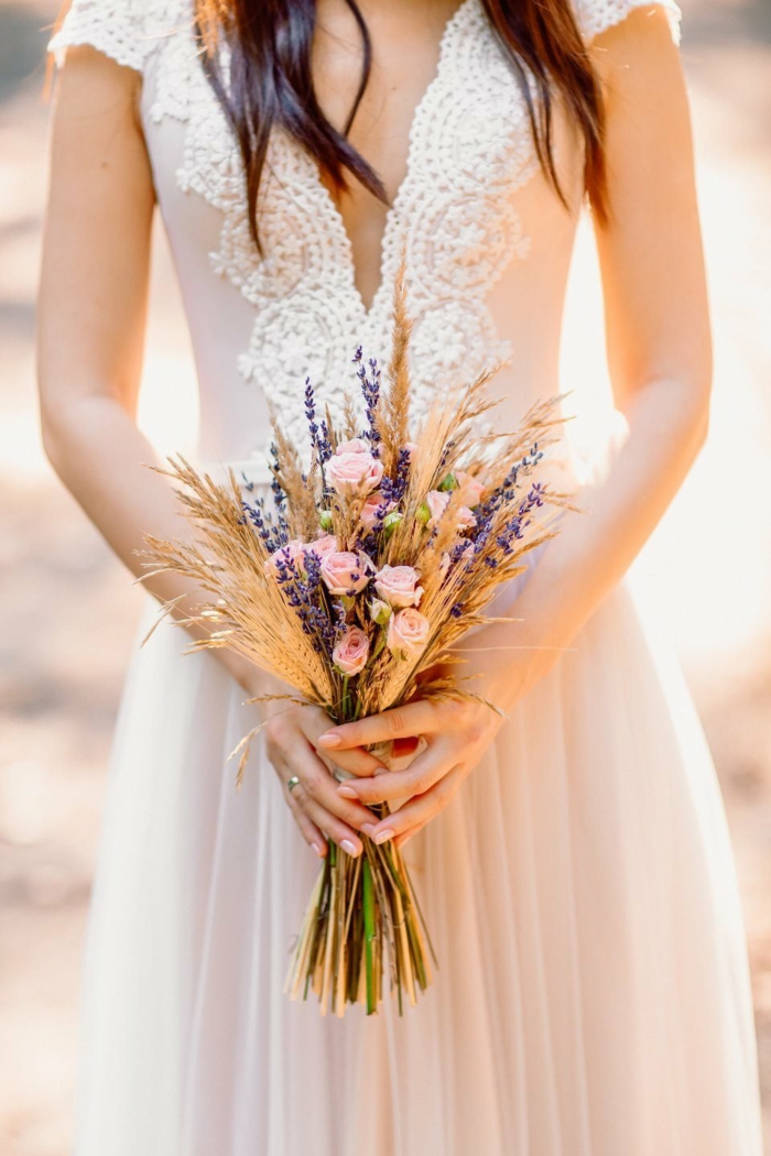 épis de blé bouquet de mariée champêtre avec lavande
