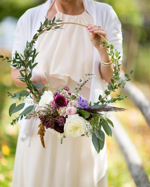 bouquet de mariée en cercle style boho