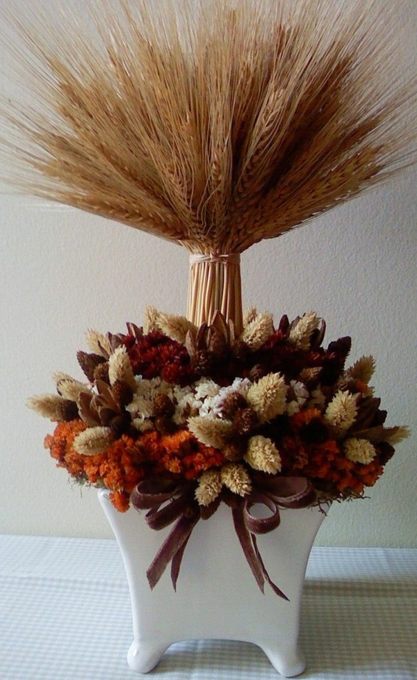 bricolage automne arrangement floral épis de blé