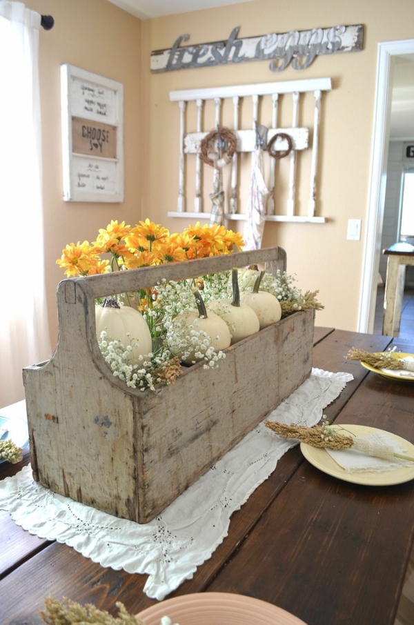 décoration florale de table automne jardinière citrouilles