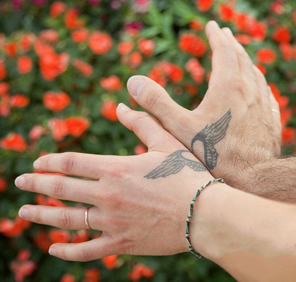 tatouage complémentaire ailes pour couple