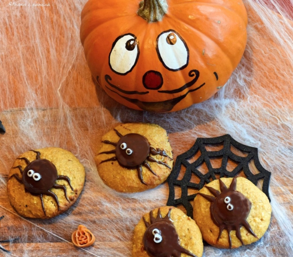  Idée recette Halloween biscuits araignées