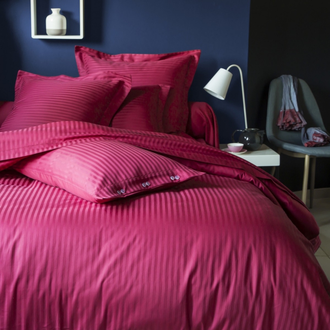 couvre-lit satin couleur fleur de lys