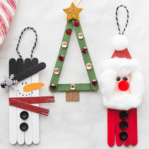 idée de décoration Noël diy personnages thématiques faits de bâtonnets de glace