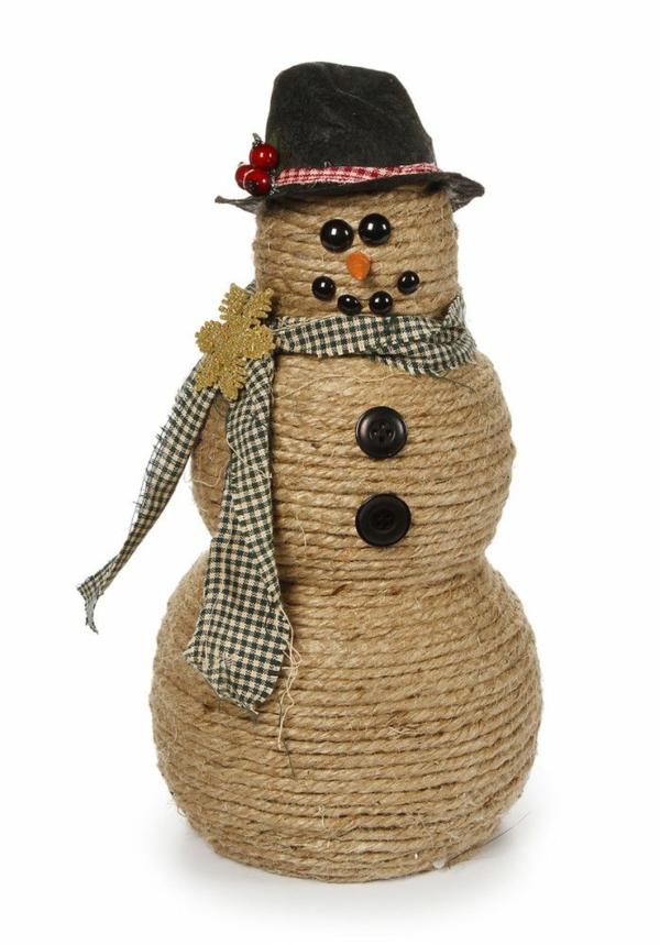 idée de décoration de Noël à fabriquer soi-même bonhomme de neige fait de balles en mousse et ficelle