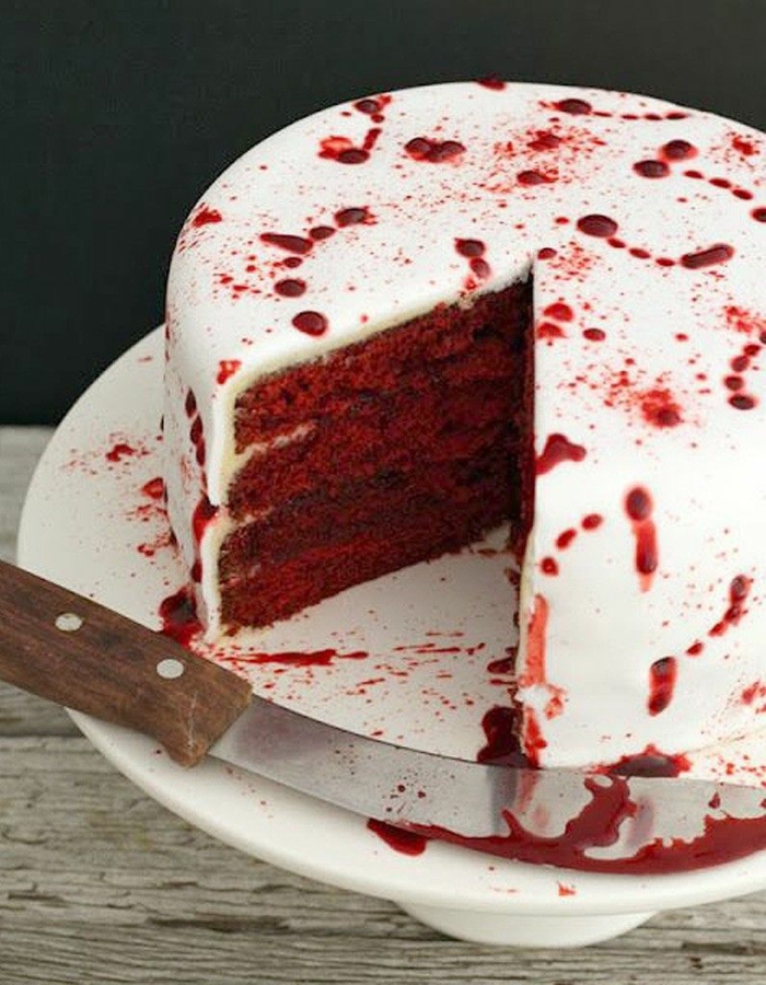 velvet cake gâteau halloween effrayant avec du sang idée originale
