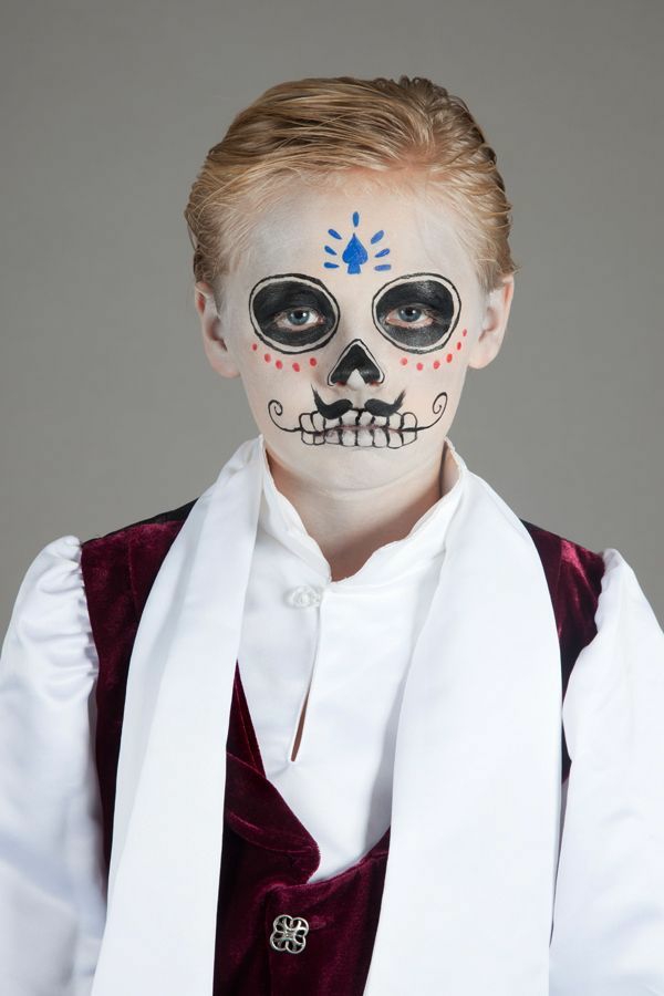 maquillage halloween enfant garçon crâne mexicain