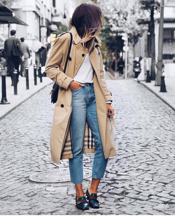 tendance mode femme 2019 jean et trench-coat