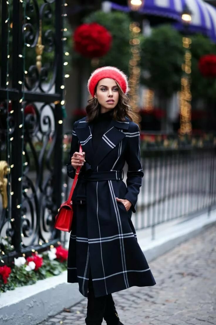 manteau élégant et béret mode femme 2019-2020 chapeau femme hiver