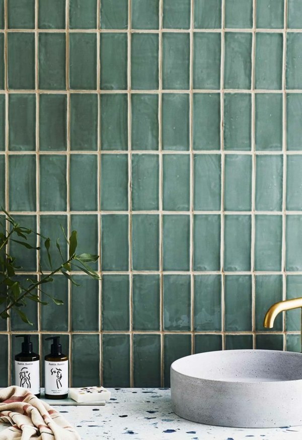 carrelage salle de bain 2020 carreaux de métro en céramique brillante Avalon en vert jade