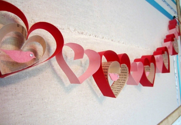 diy guirlande coeur saint valentin papier carton coloré