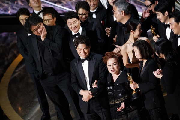 remise des Oscars 2020 équipe coréenne