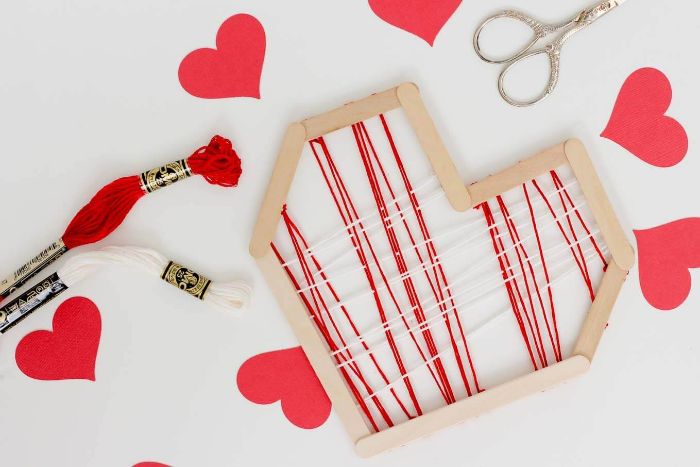 coeur avec bâton de glace en bois diy idée facile pour st valentin