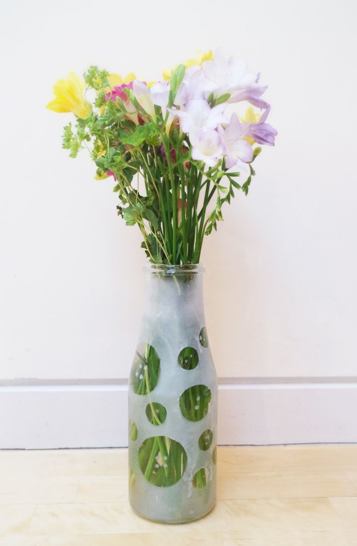 diy bouteille décorée vase gravure chimique sur verre