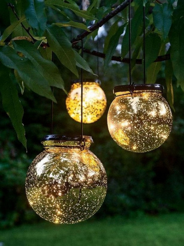 éclairage de jardin DIY des boules en verre 