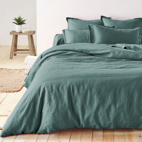 linge de lit en lin lavé couleur vert sapin