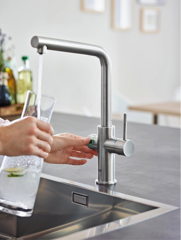 mitigeur cuisine eau gazeuse, exemple de nouvelles technologies dans la cuisine