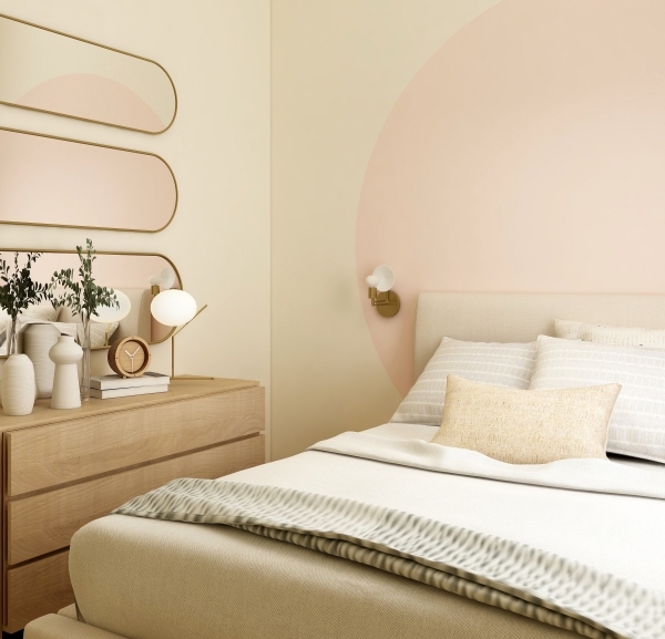 design interieur moderne dans une petite chambre aux murs beige avec meubles en bois